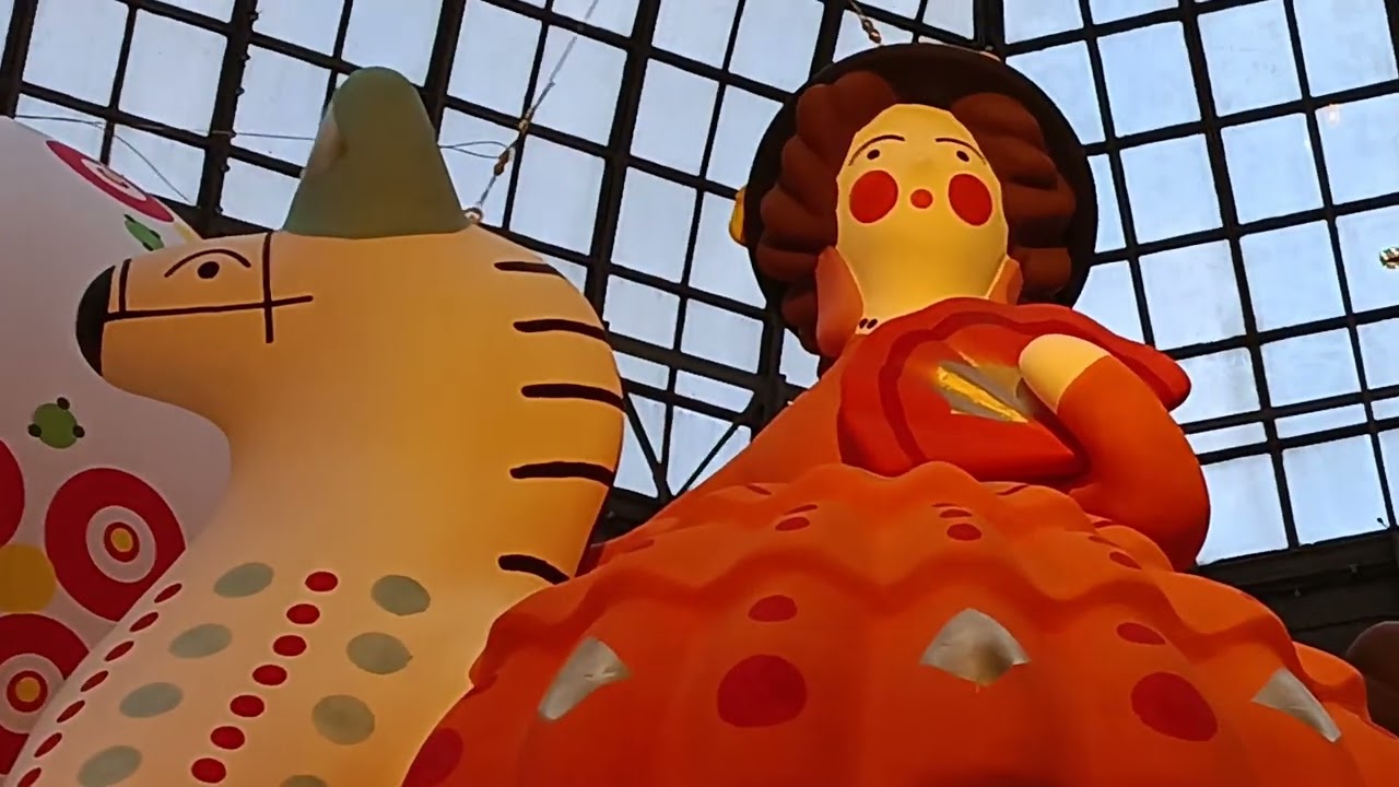 Шедевральный Новогодний ГУМ. Часть вторая