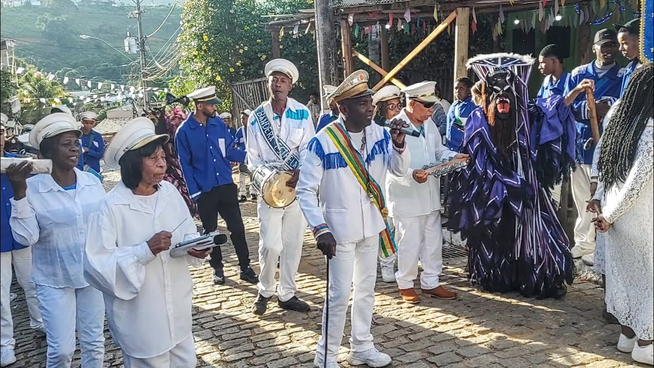 Bandeira Estrela da Guia de Santa Rita da Floresta no arremate da Estrela da Luz do Dia 2024