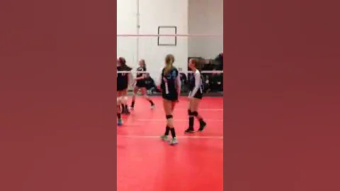 Maddie at outside 14u