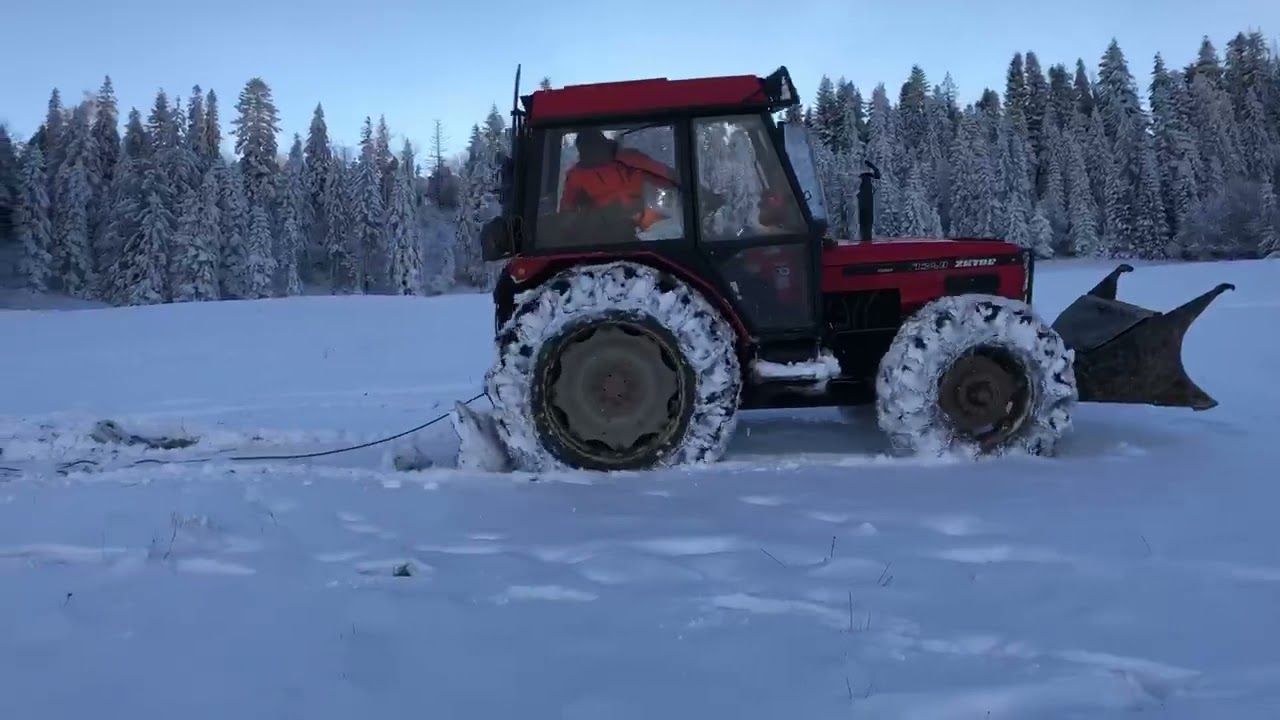 Vyproštovanie Zapadnutej  V3S :Zetor 7340 turbo + hrotove retaze