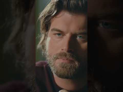 قبلة الحب في حلم جسور جسور والجميلة Shorts 