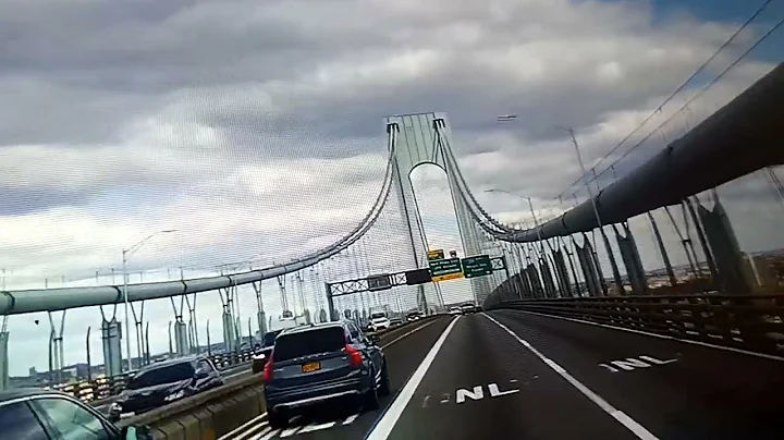 3.24 minutes of crossing of the Verazzano Bridge upper level from Staten Island to the BQE