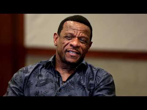 Video: Vlera neto e Rickey Henderson: Wiki, i martuar, familja, dasma, paga, vëllezërit e motrat