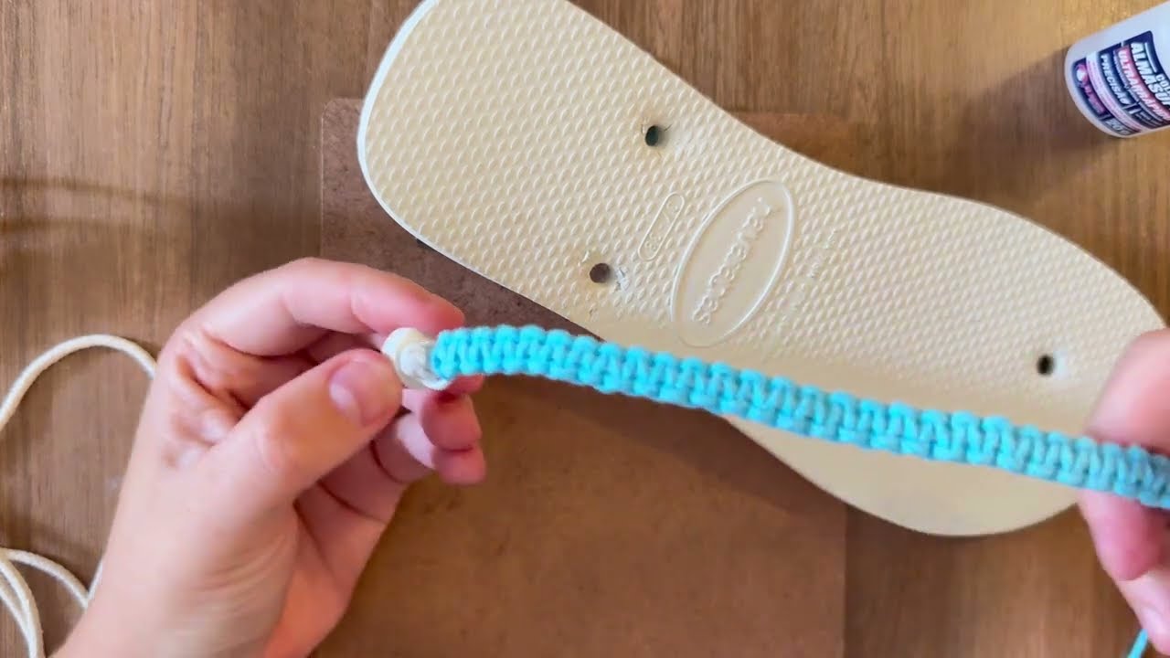 Chinelo AZUL feito em Macrame para você arrasar na PRAIA 🌊☀️🏖️