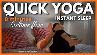 Quick Bedtime Yoga for Beginners - Sleep Like a Child | Gentle Yoga in Bed (8 minutes)