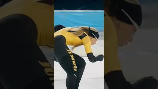 Blonde Pretty Girl Ice Skating video #iceskating #blonde #sports #short #shorts #shortsvideo #viral