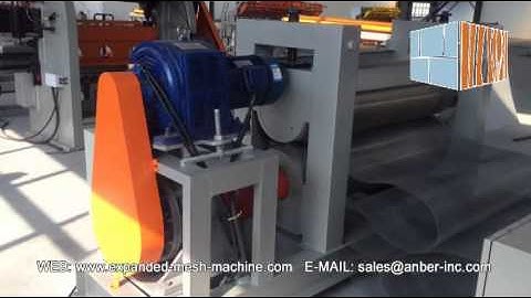Expanded mesh flattening machine