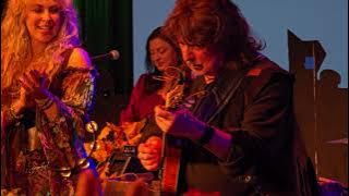 Blackmore's Night request hour: Hush, Street of Dreams, Black Night, White Christmas 