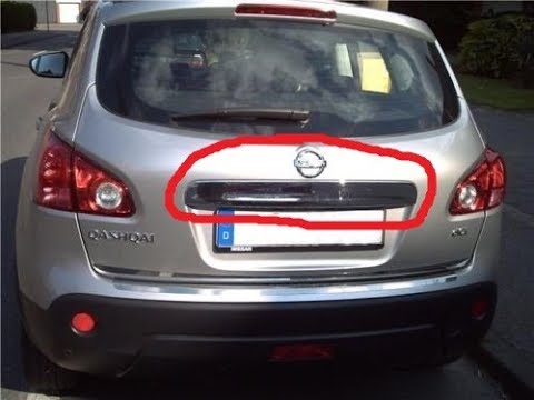 Repair the handle of the tailgate NISSAN QASHQAI 