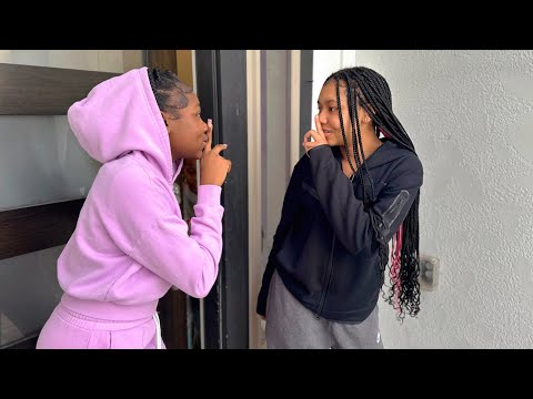 TEEN GIRLS SNEAK