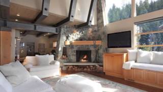 Ski-in Ski-out Spectacular Whistler Chalet