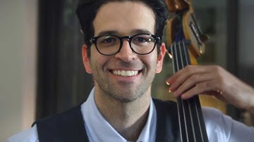 SYMPHONIZER Smile to your iPad to turn the page