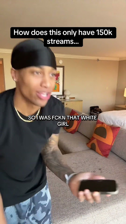 Siri Play ‘Sorry Girl’ By Zelgin Jackson🎵🎧 #zelgin #shorts