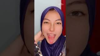 TikTok Hijabers Viral Cantik kedip mata dan main lidah Hot 18  🔥