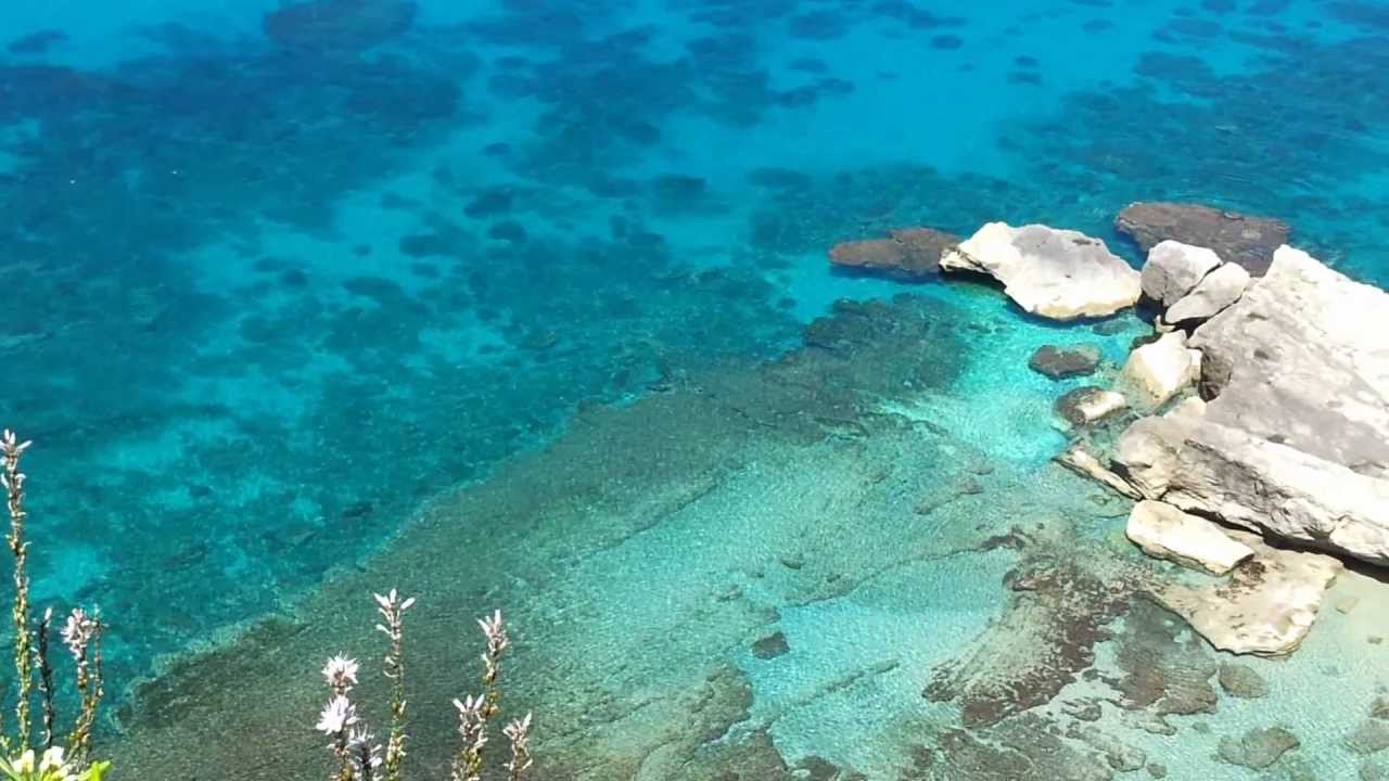 Il mare di Tropea in Calabria. - YouTube