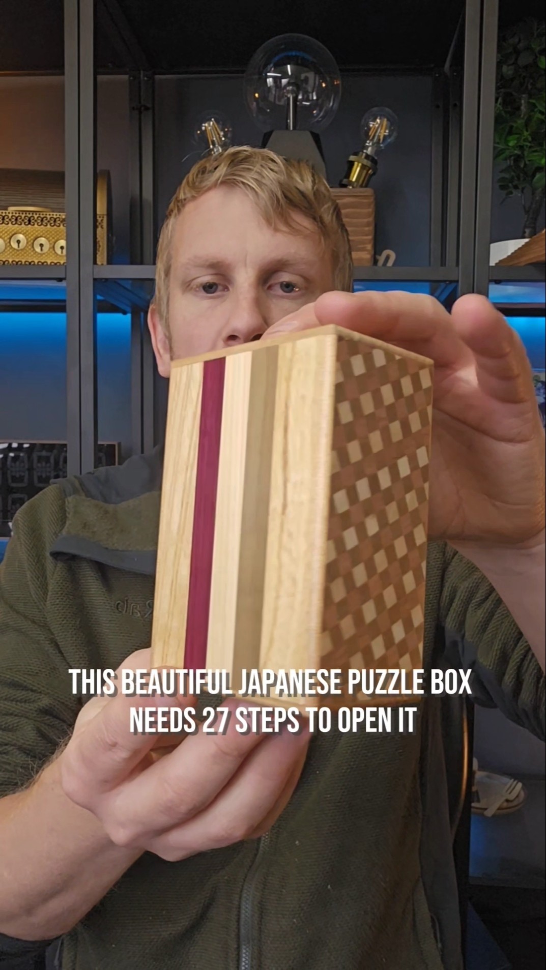 Could you open this beautiful Japanese puzzle box?!! #puzzle
