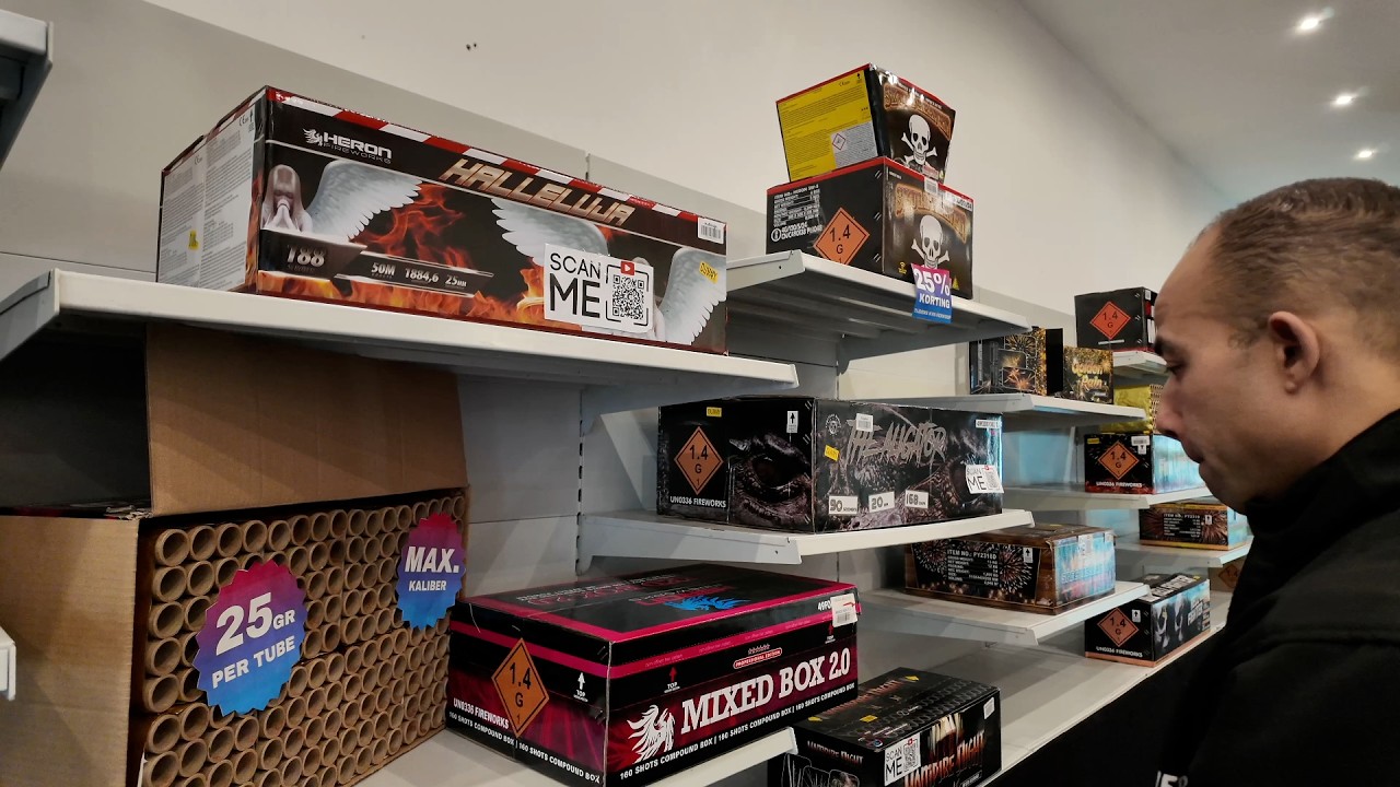 VUURWERK BOXEN AFSTEKEN OUD EN NIEUW HERON FIREWORKS