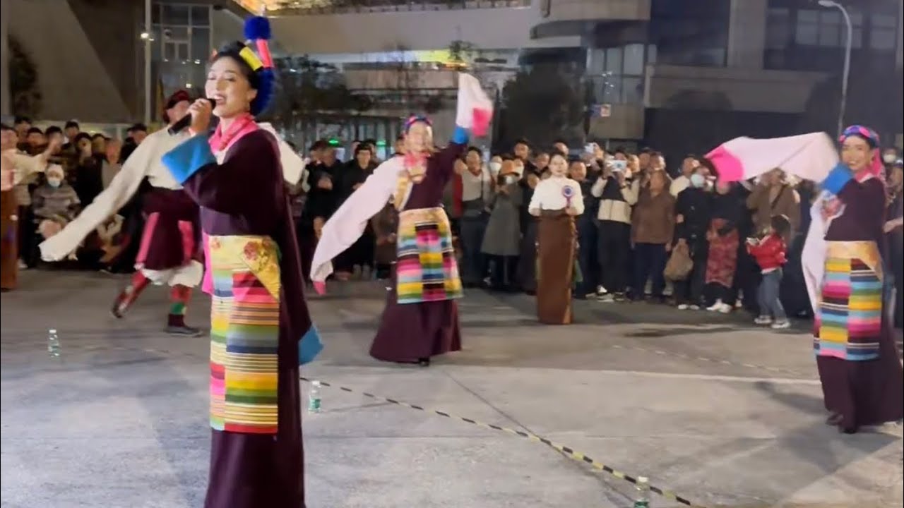 錦外中心精彩的(中華心·藏東情)交流活動一首歌一段弦子舞Jinwai Center’s wonderful exchange ...