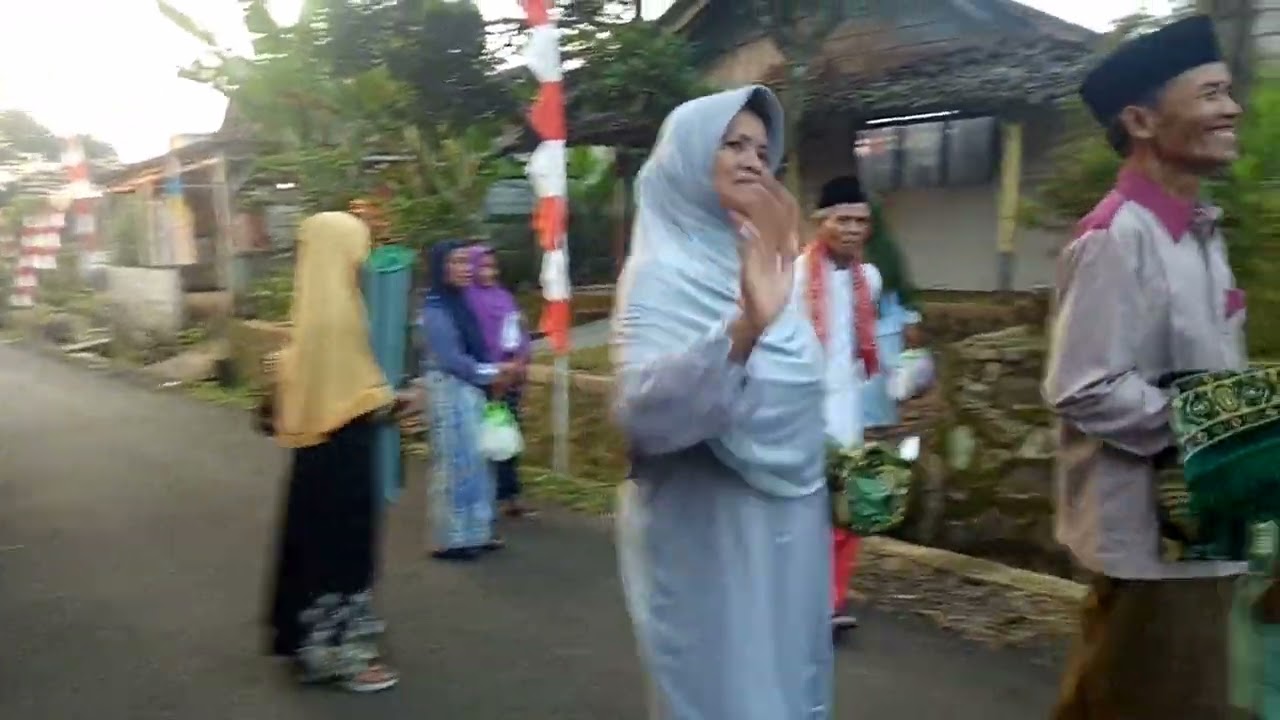 Suasana lebaran idul fitri 1 syawal 1444 H 22 april 2023 dikampung halaman dusun paturen kec patean