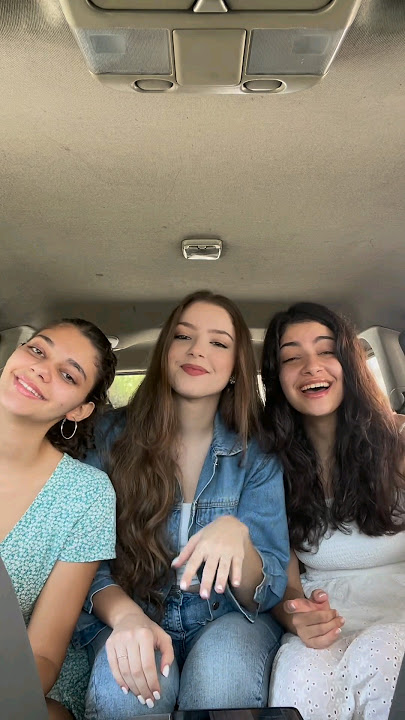 Ah W Noss - Nancy Ajram #singing #nancyajram #sisters #lebanese #persian #ahwnoss