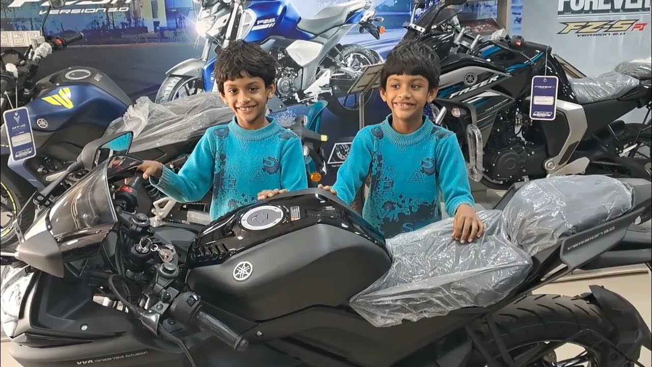 r15 v3 bs4 dark knight