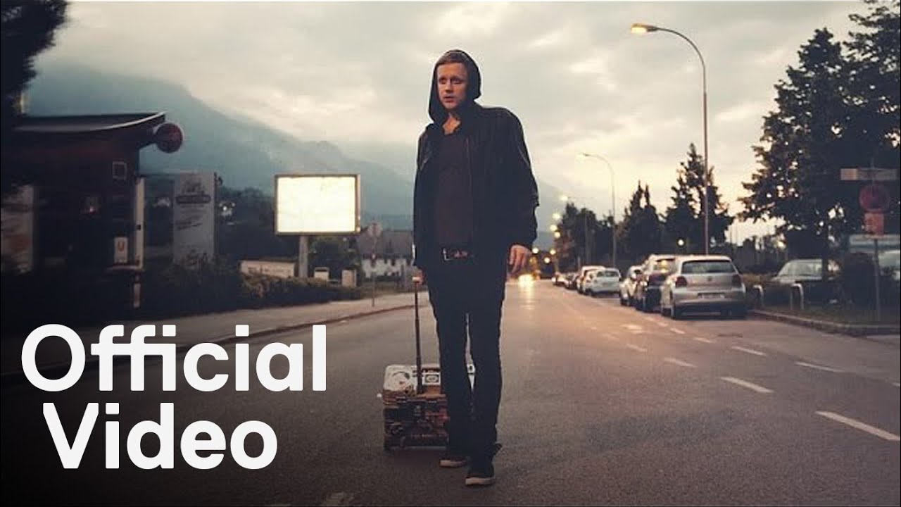 在 YouTube 上观看 Jan Blomqvist - Time Again (Official Video)
