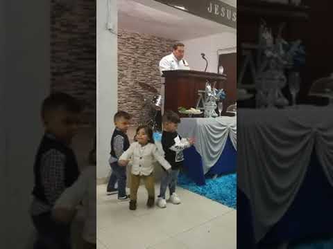 Pastor Andr&eacute; de moura pregando na igreja evang&eacute;lica Filad&eacute;lfia  da Brandoa