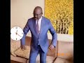 President of Liberia giving them the Buga Dance. #Buga #georgeweah #liberia