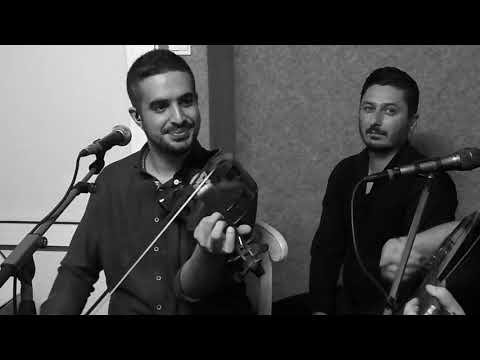 Αντώνης Μαρινάκης-Μια χαραμάδα-Για
