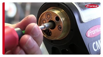 How-to: CMT wearingpart change / CMT Verschleissteilwechsel (TPS/i Robotics)