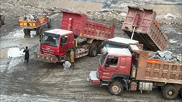 OLD CATERPILLAR LOADER VS HUGE ROCKS 🪨 LOADING IN DUMP TRUCK 🛻 