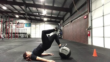 Medball Hamstring Curl