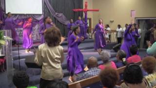 Tasha Cobbs put a praise on it praise dance