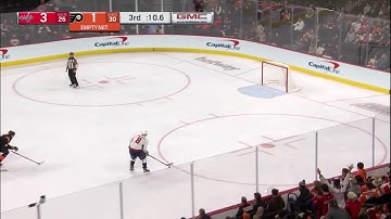 Alex Ovechkin scores two empty net goals vs Flyers, 99 more to reach Gretzky (7 dec 2022)