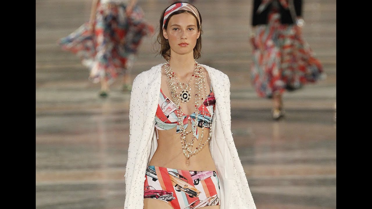 Chanel's Spring 2019 Runway Was a Beach With an Ocean and Lifeguard On Duty