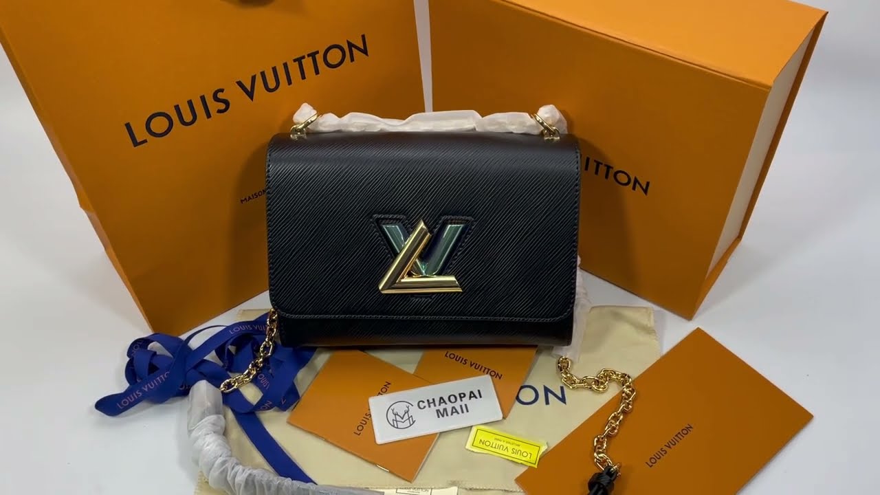 Louis Vuitton Twist MM, What Fits, Mod Shots, and Review #TwistMM