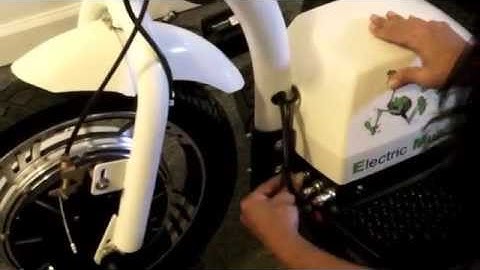 EMU MAX 2013 Assembly Video