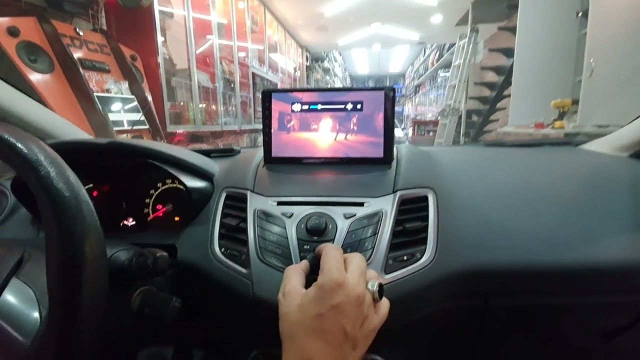 2009 Ford Fiesta // Android 2 GB Ram - 32 GB Hafıza, Geri Görüş Kamerası, Carplay & Android Auto