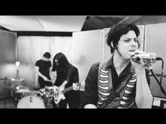 The Raconteurs – Salute Your Solution (Official Music Video) class=