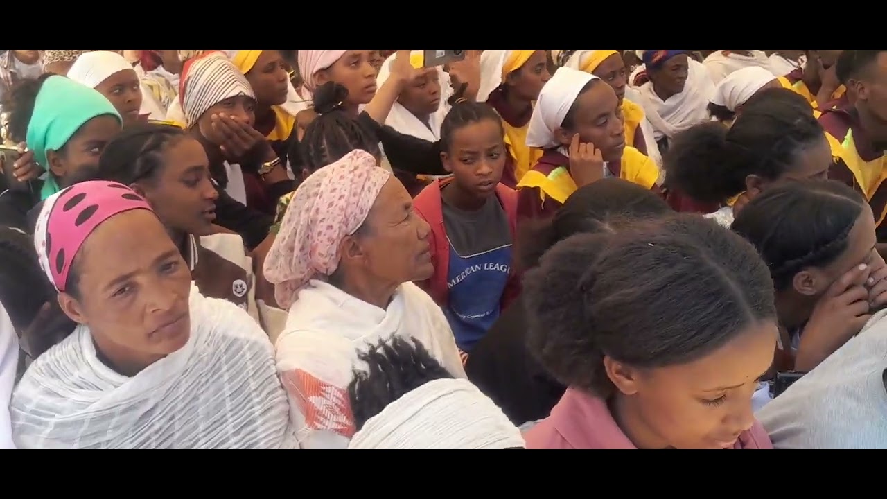 በአለለካ አ/ቤ/ክን በታደረገወ በታለቅ መንፈሰዊ ኮንፈረንስ የተዘመረዉ የዘመረ ደንኤል ደመቀ መዝሙረ ሠምተችሁ ታበረኩ ።እግ/ረ ይበረከችሁ shalom