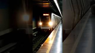 Metro de Caracas Línea 4 tren Alstom S9 llegando a la estación Parque Central #shorts #fyp #train