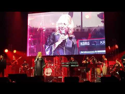 Talagh Googoosh آهنگ طلاق از گوگوش کنسرت برلین