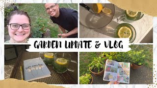 Garden Journal Flip Through & Vlog | Creative Faith & Co.