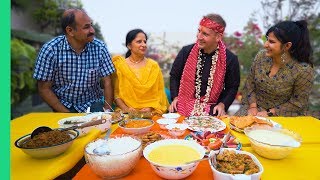 INDIAN FOOD Cooked with LOVE. American tries home cooked Indian Food For the first time in Delhi!