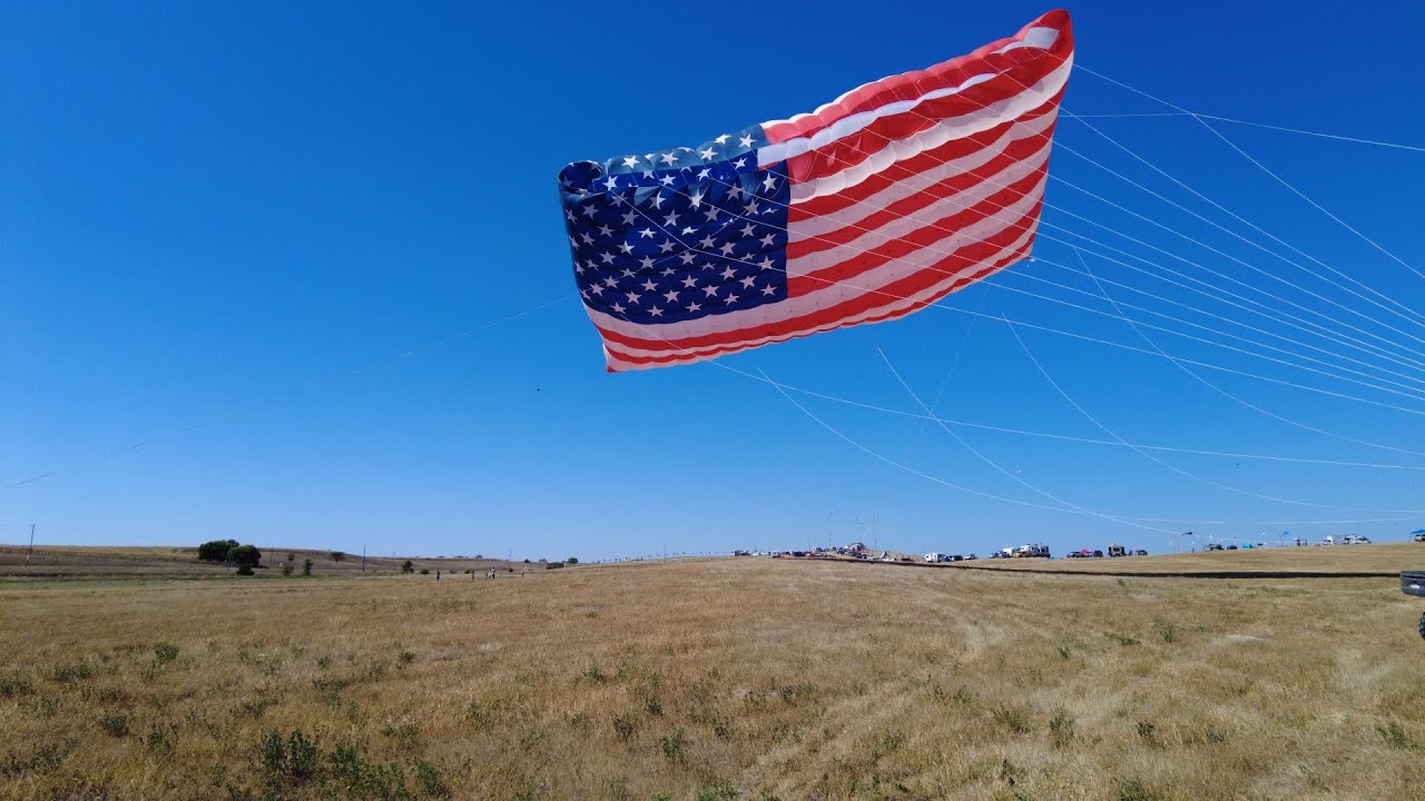 Great American Kites World's Largest Flag Kite YouTube