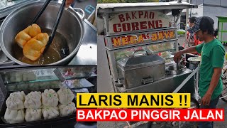 JUALAN KELILING !! BAKPAO KUKUS DAN BAKPAO GORENG MAS TERTO, EMPUK & MULUS | INDONESIAN STREET FOOD