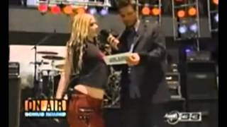 Avril: Britney or Christina? (2004)