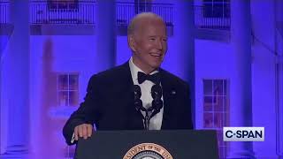 What A Joke! Joe Biden z 🤡 ’Roasts’ Trump @ Whitehouse Corespondents dinner