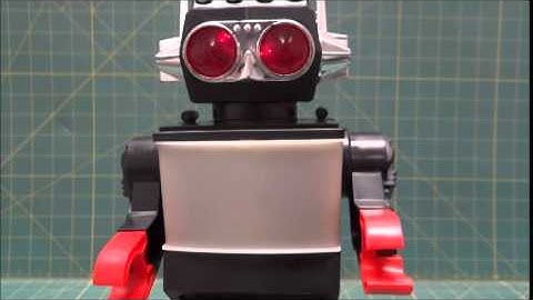 Saturn The 13" Giant Walking Robot