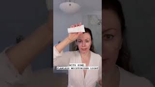 The right way to apply your moisturiser